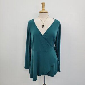 TORRID Women’s Surplice Faux Wrap Long Sleeve Top Plus Size 1‎ Green Stretch NWT
